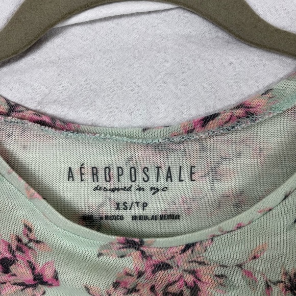Aeropostale T-Shirt | Size XS - Picture 4 of 4